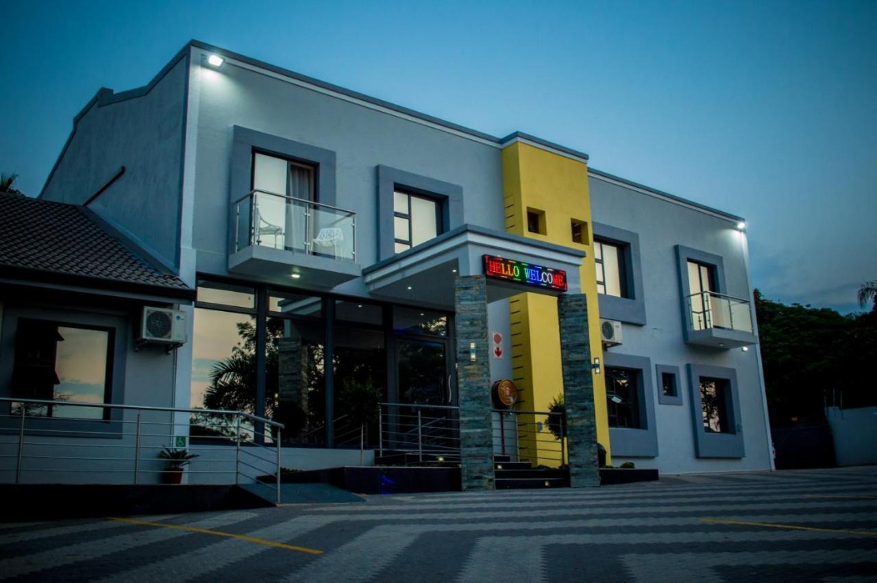 Aqua Stone Guest House Mbombela Екстер'єр фото